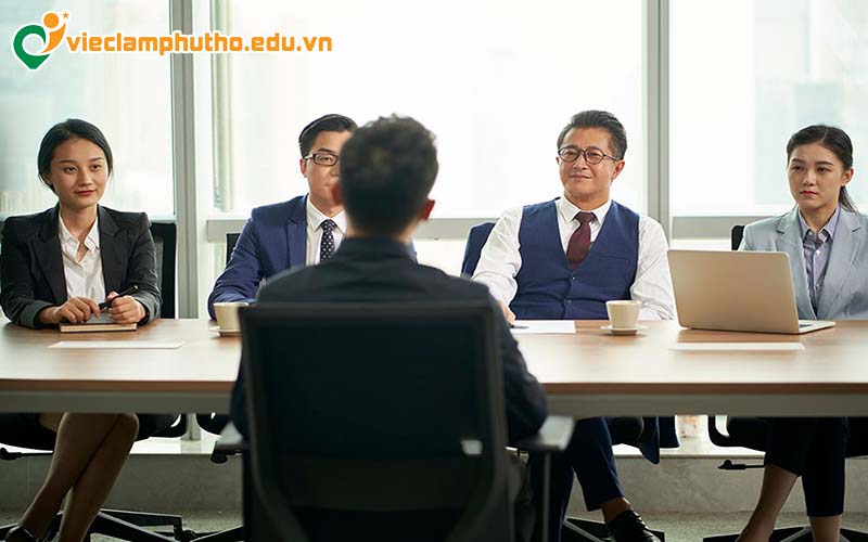 Sự chuyển dịch loại hình sản phẩm và yêu cầu nhân sự